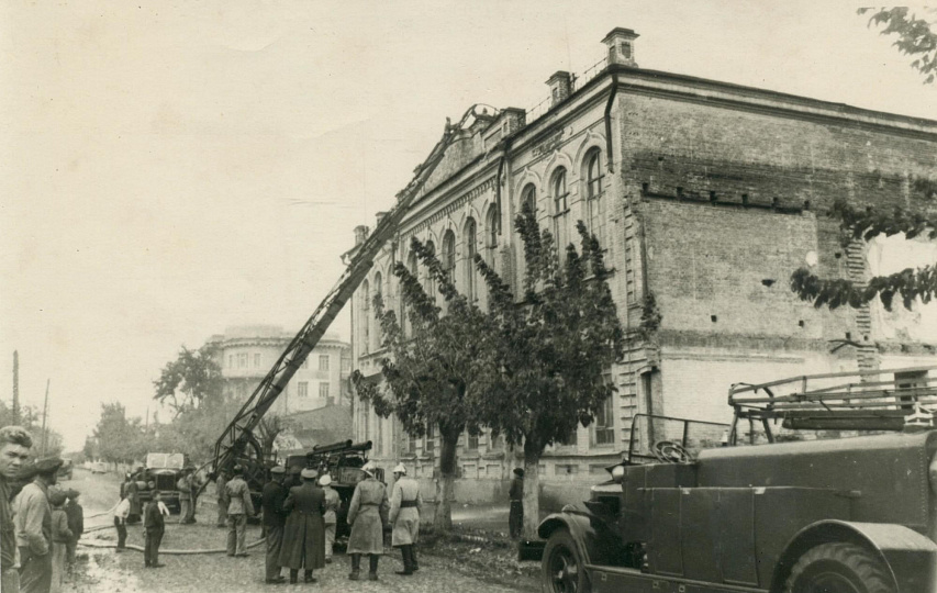 День рождения пожарной лестницы