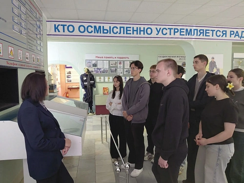 Будущие педагоги посетили музей Брянского пожарно – спасательного центра