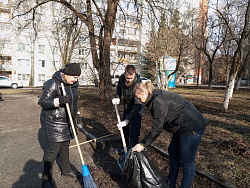 Сотрудники Брянского пожарно – спасательного центра приняли участие в санитарной пятнице