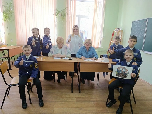 «Вперед, спасатели!»: городской конкурс по безопасности жизнедеятельности среди школьников